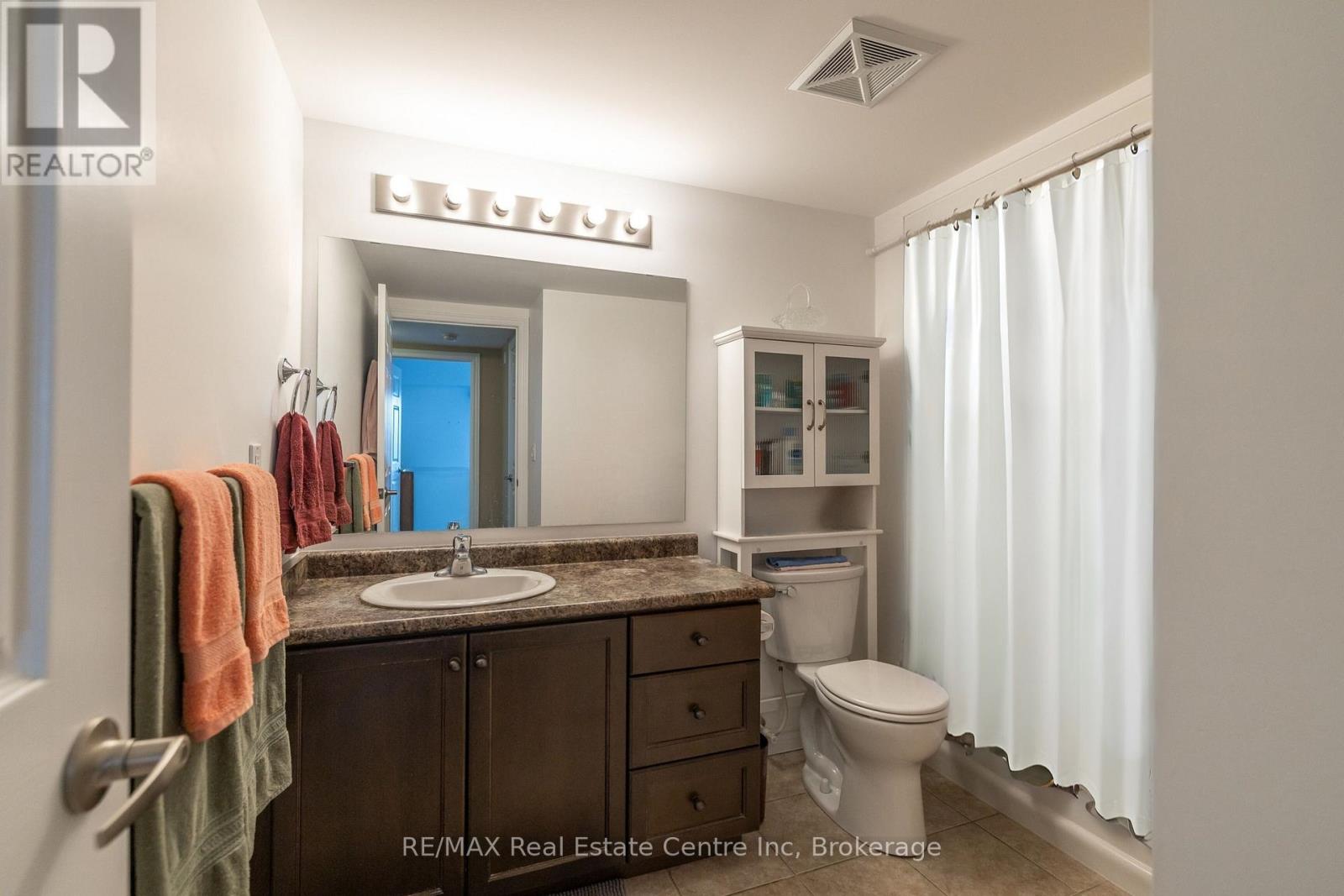 413 - 645 St David Street S, Centre Wellington, Ontario  N1M 0A9 - Photo 7 - X12328656
