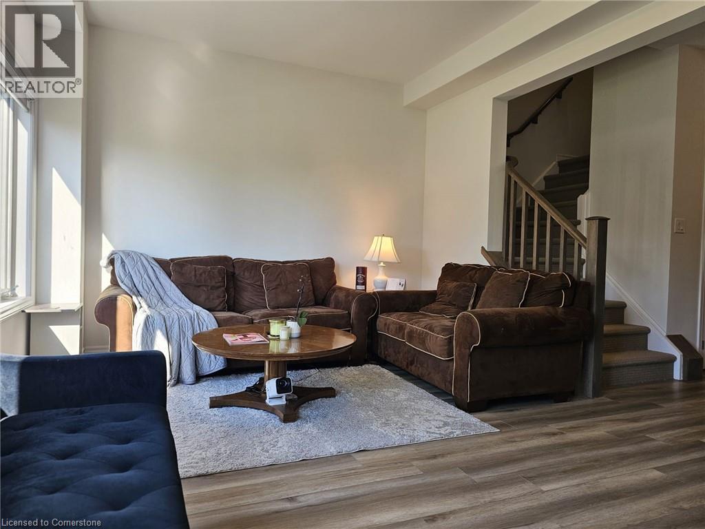 290 Equestrian Way Unit# 58, Cambridge, Ontario  N3E 0E7 - Photo 5 - 40752576