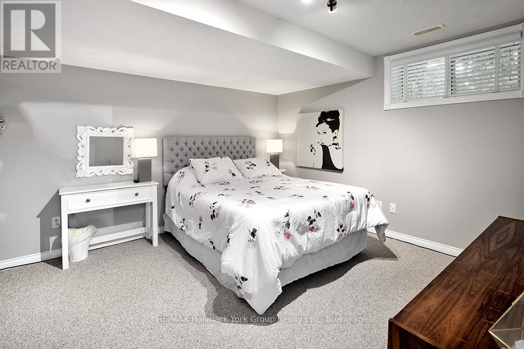 450 Ridge Road, Meaford, Ontario  N4L 1L9 - Photo 38 - X12328694