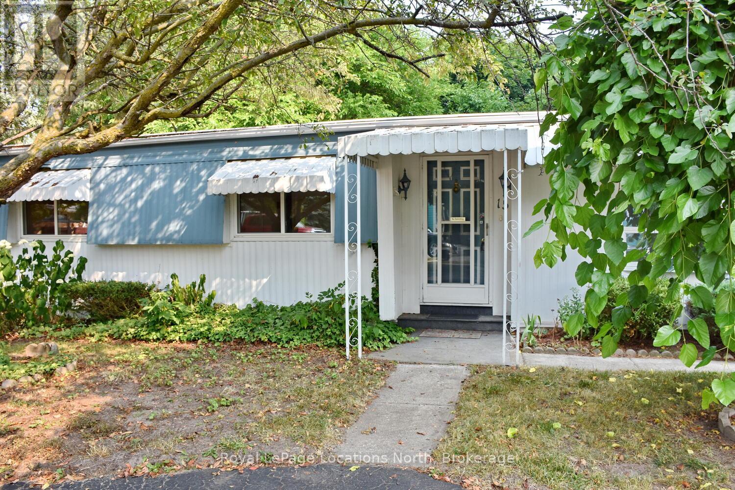 15 Fair Street, Collingwood, Ontario  L9Y 2H6 - Photo 2 - S12328745