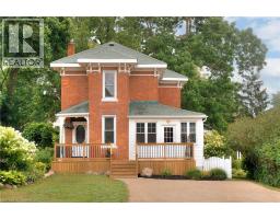 2027 VICTORIA Street, Howick, Ontario