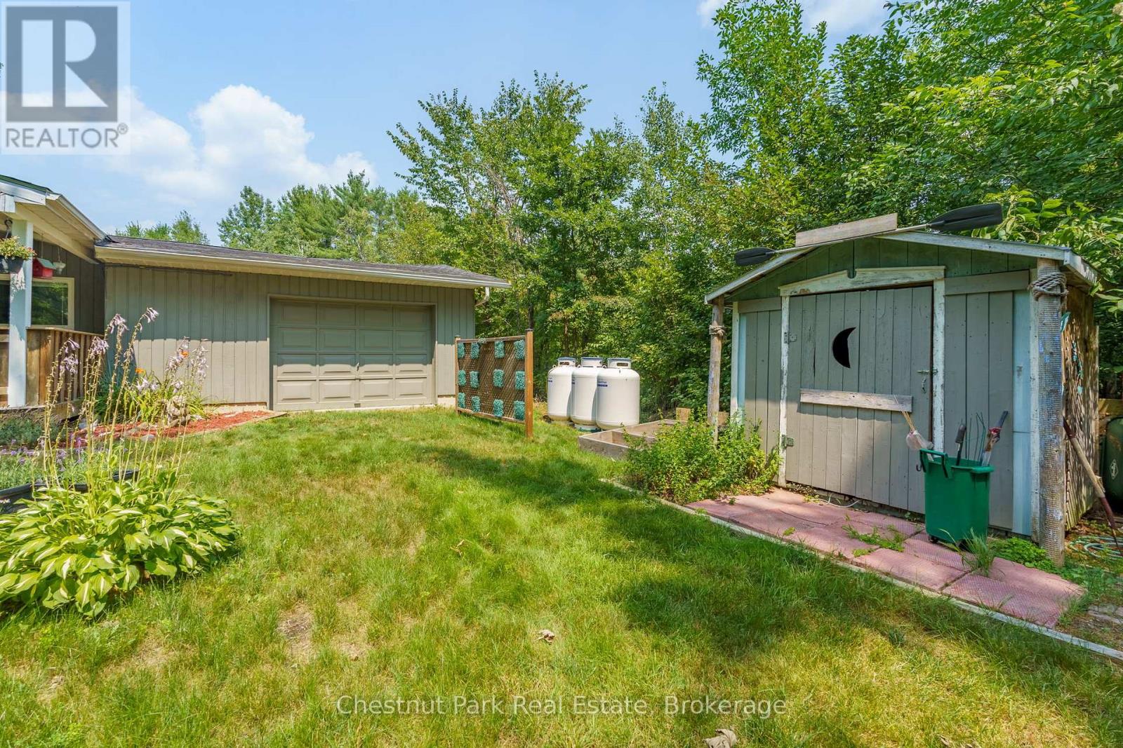 10 Mcleish Drive, Kawartha Lakes, Ontario  L0K 1W0 - Photo 34 - X12328903
