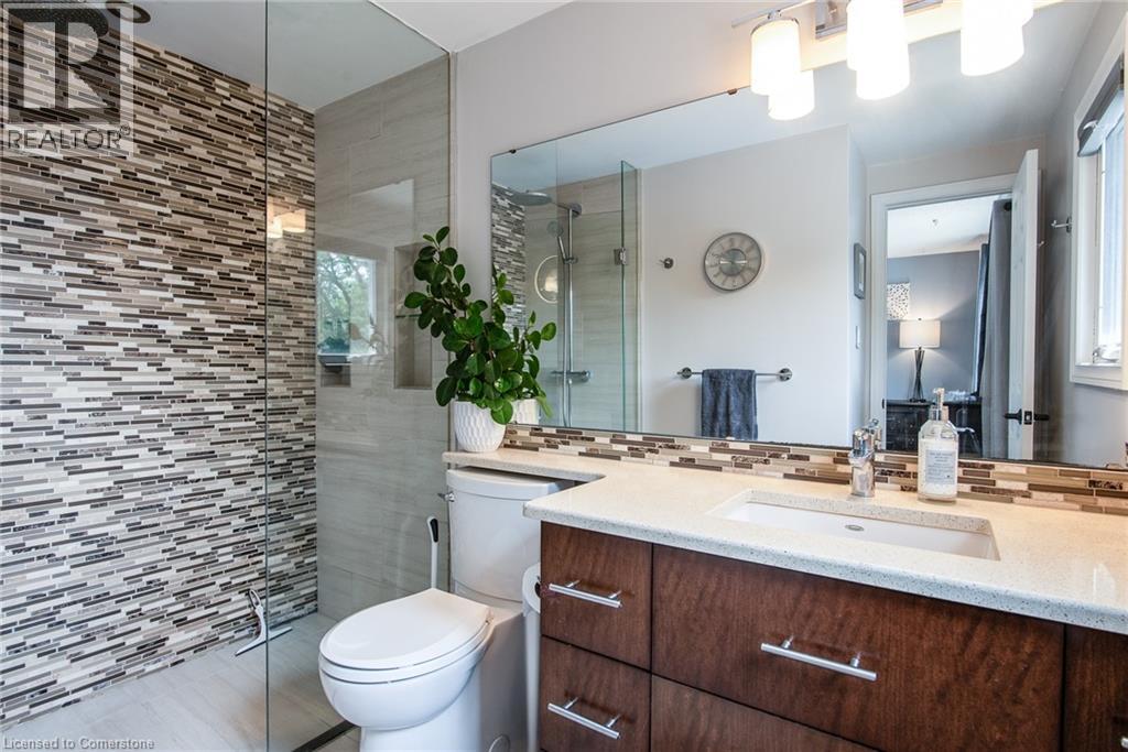 518 Baringham Place, Waterloo, Ontario  N2T 2J4 - Photo 21 - 40757344