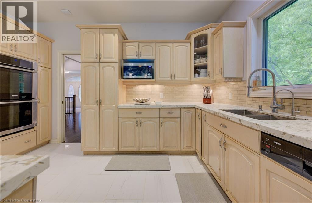444 Old Oak Drive, Waterloo, Ontario  N2T 2V8 - Photo 19 - 40753026