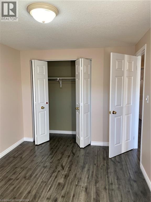 301 Activa Avenue, Kitchener, Ontario  N2E 3V2 - Photo 24 - 40756965