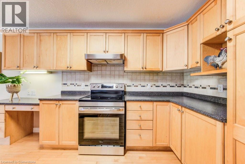 670 Salzburg Drive, Waterloo, Ontario  N2V 2N8 - Photo 19 - 40757933