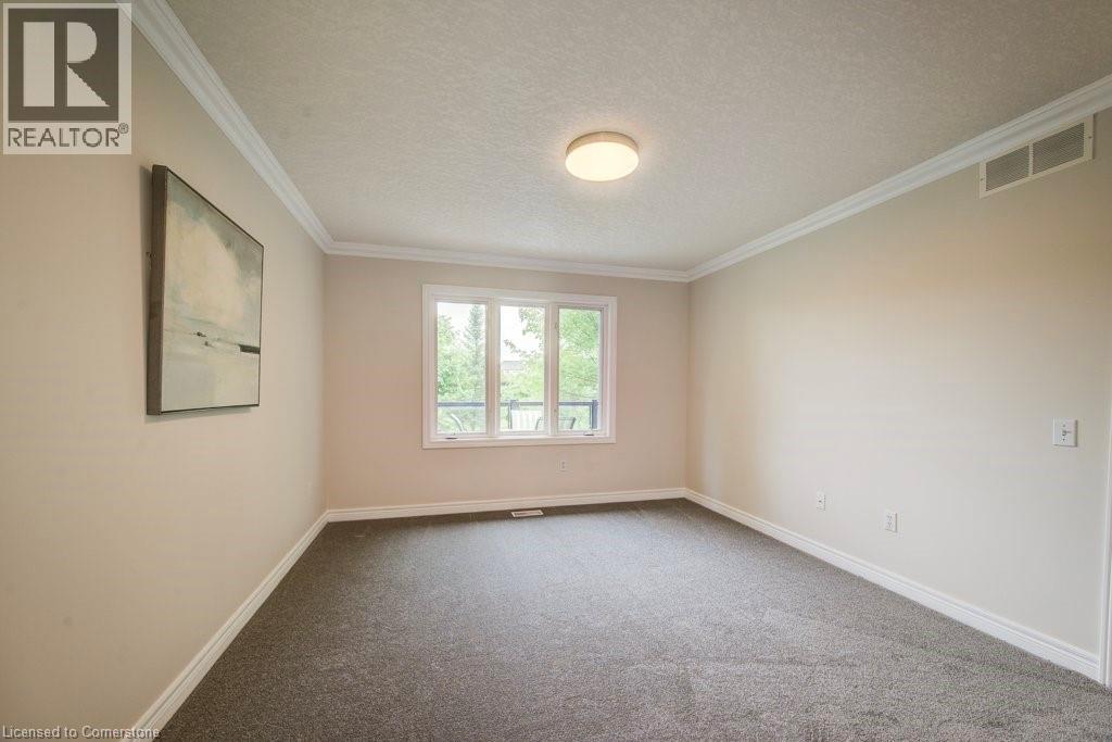 670 Salzburg Drive, Waterloo, Ontario  N2V 2N8 - Photo 24 - 40757933