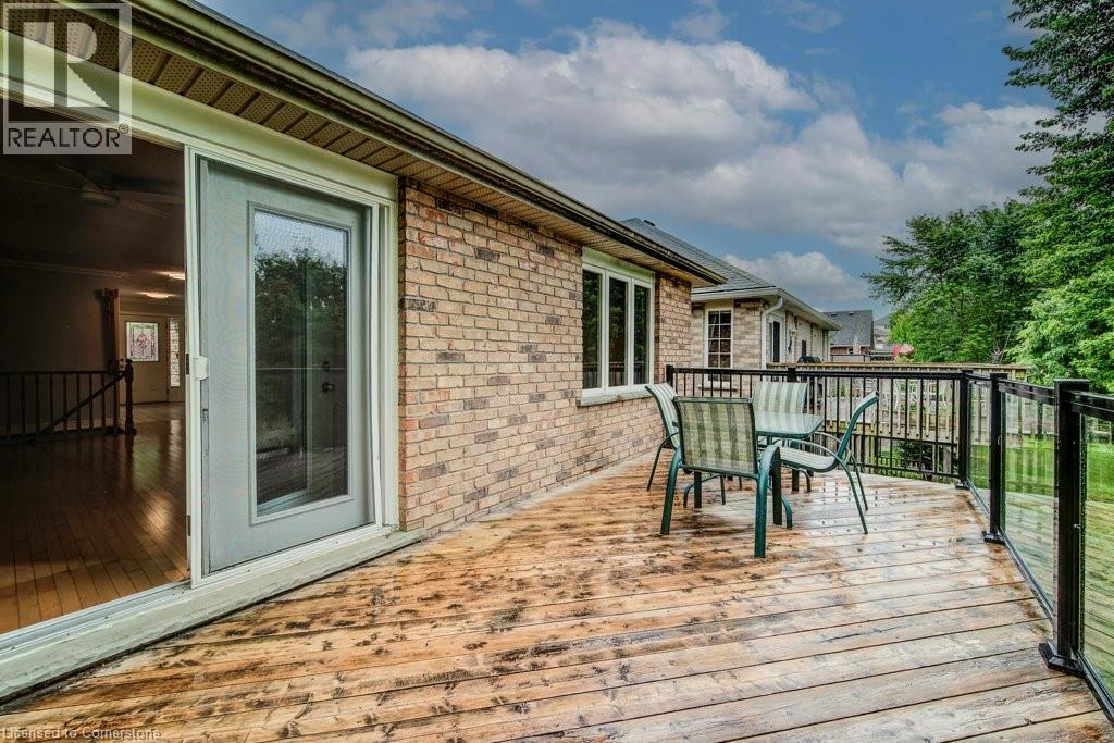 670 Salzburg Drive, Waterloo, Ontario  N2V 2N8 - Photo 30 - 40757933