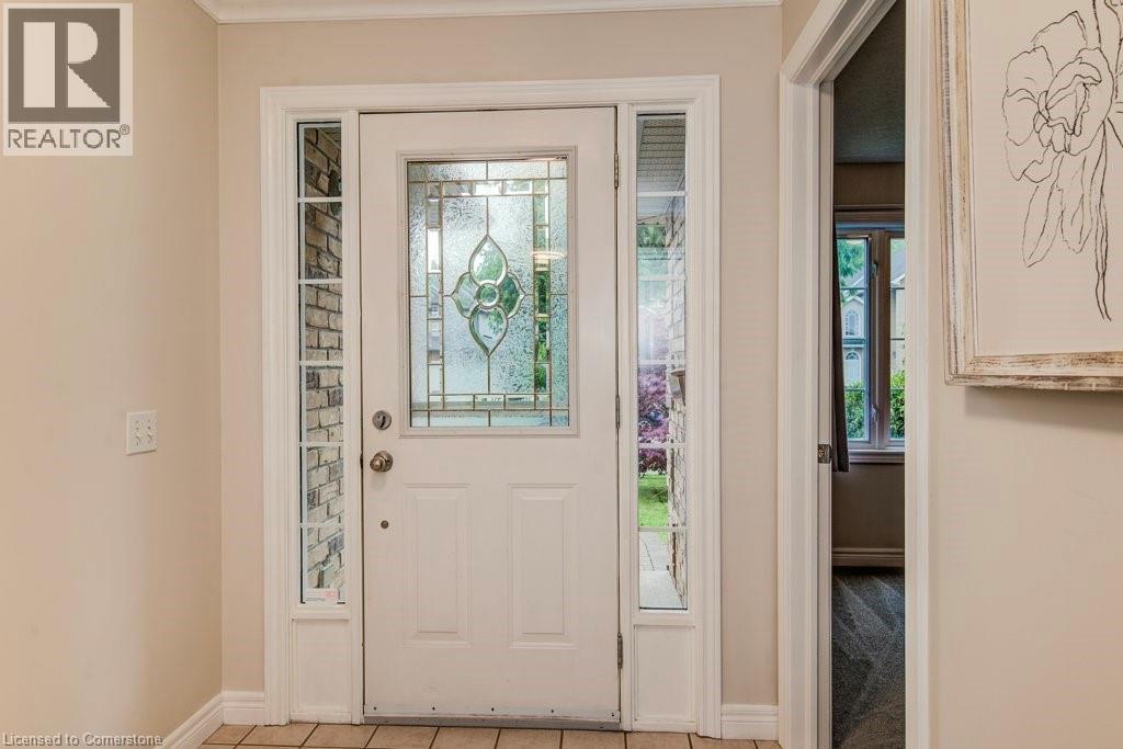 670 Salzburg Drive, Waterloo, Ontario  N2V 2N8 - Photo 6 - 40757933