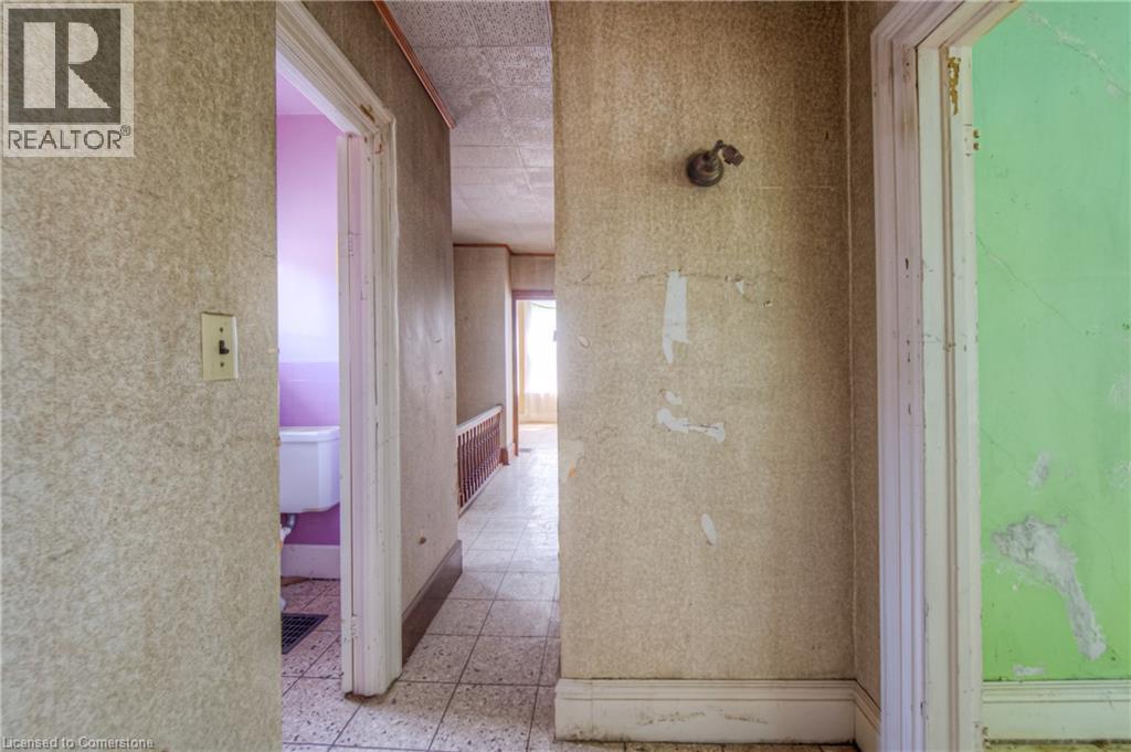 14 Bond Street, Brantford, Ontario  N3R 4G5 - Photo 35 - 40751990