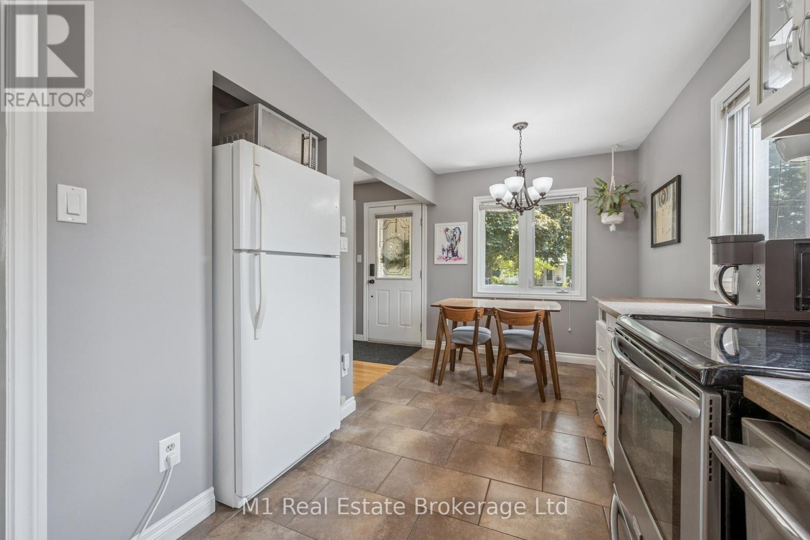 15 Gowdy Avenue, Guelph, Ontario  N1H 2K6 - Photo 18 - X12329306