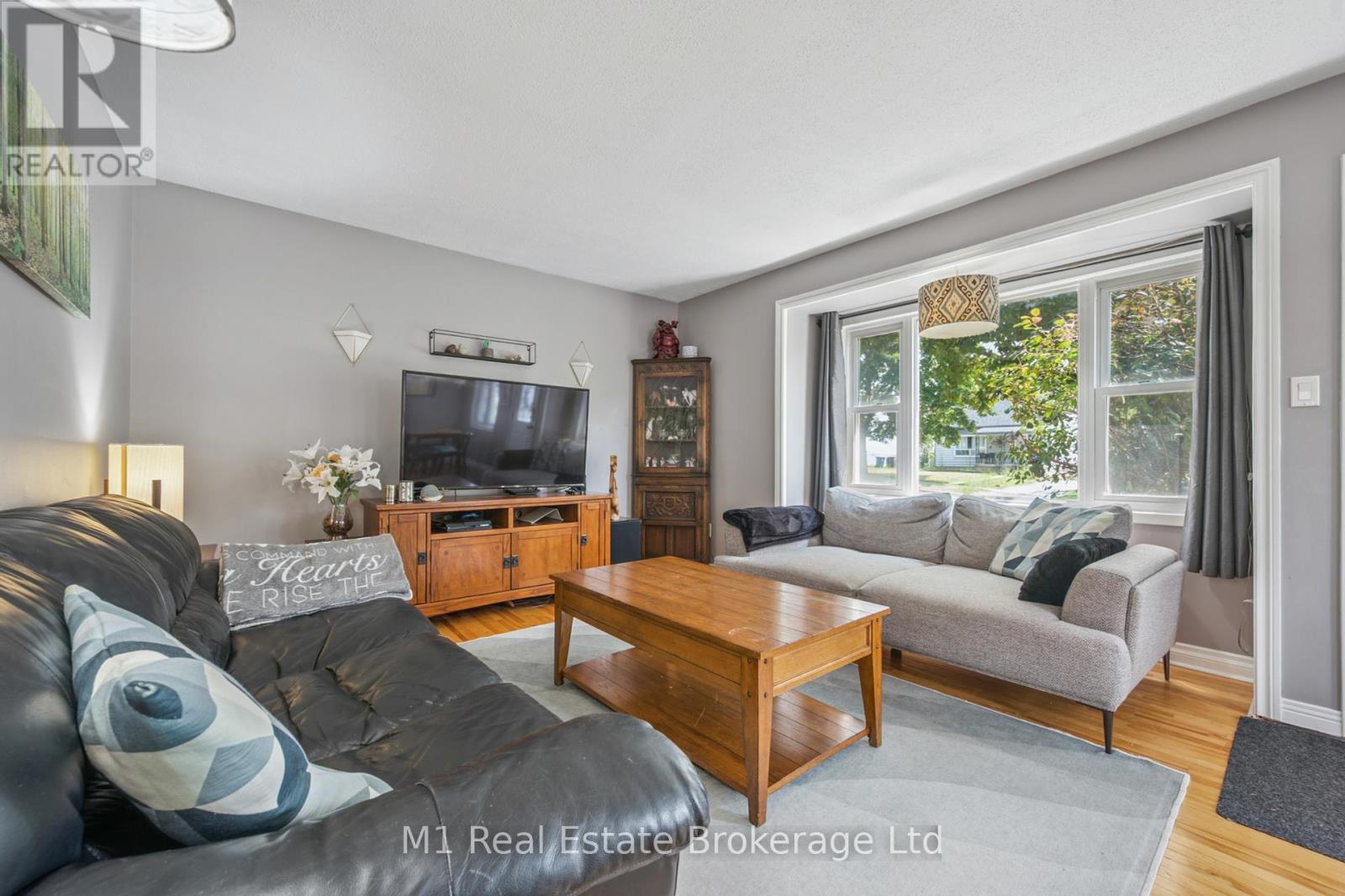 15 Gowdy Avenue, Guelph, Ontario  N1H 2K6 - Photo 8 - X12329306