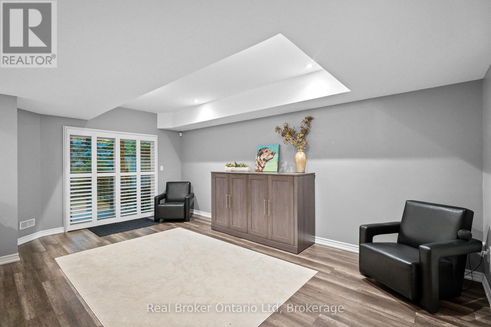 221 Millview Court, Guelph/eramosa, Ontario  N0B 2K0 - Photo 39 - X12329308