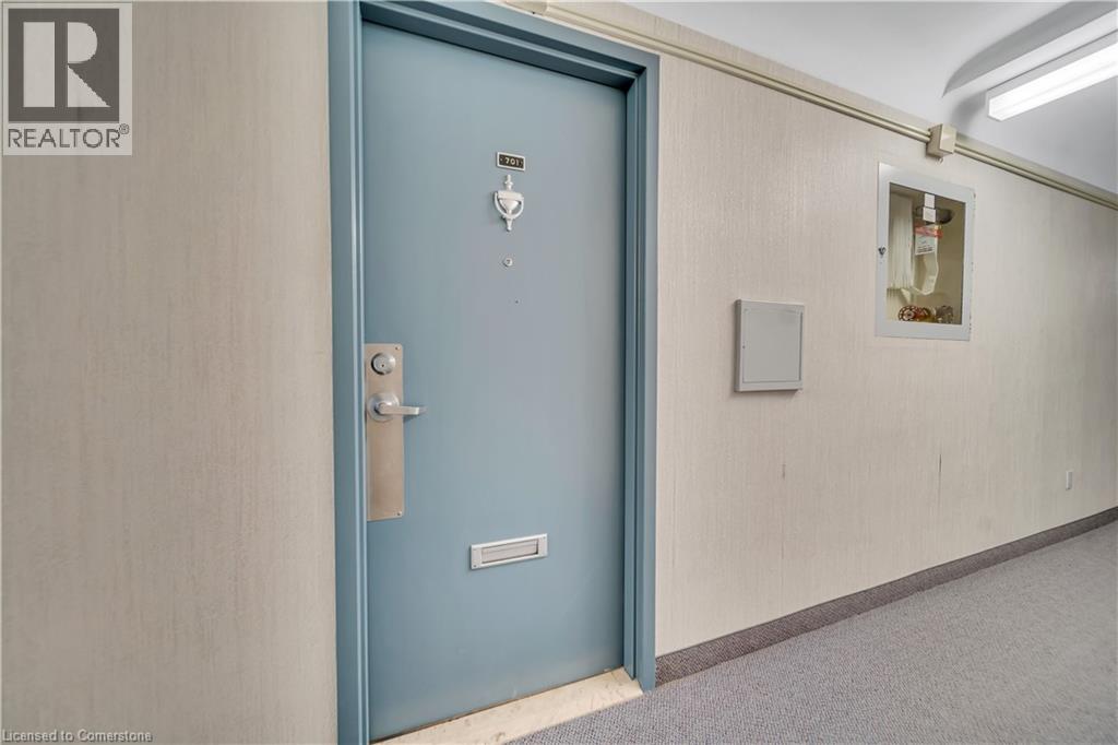 24 Midland Drive Unit# 701, Kitchener, Ontario  N2A 2A8 - Photo 6 - 40757879