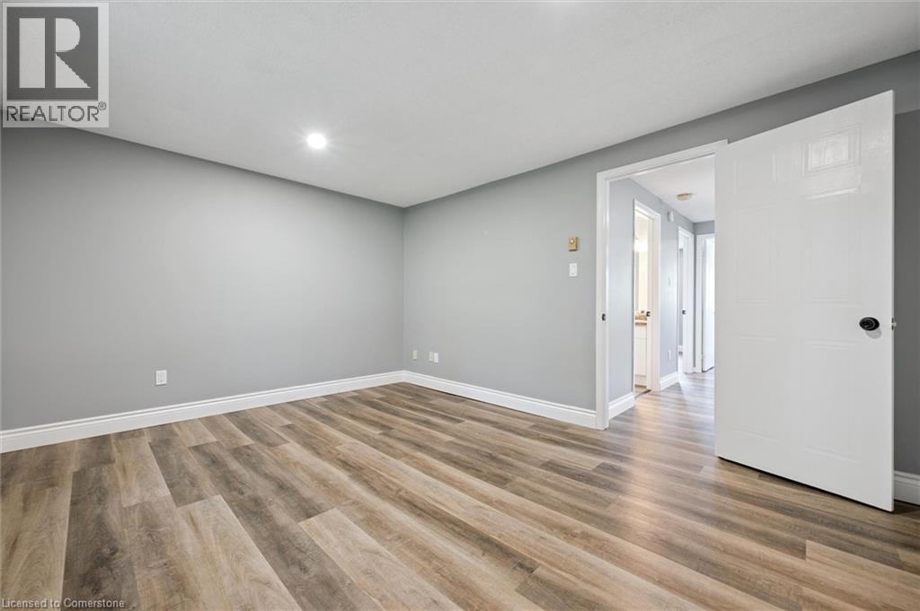 219 Kingswood Drive Unit# 18, Kitchener, Ontario  N2E 3J4 - Photo 25 - 40757207