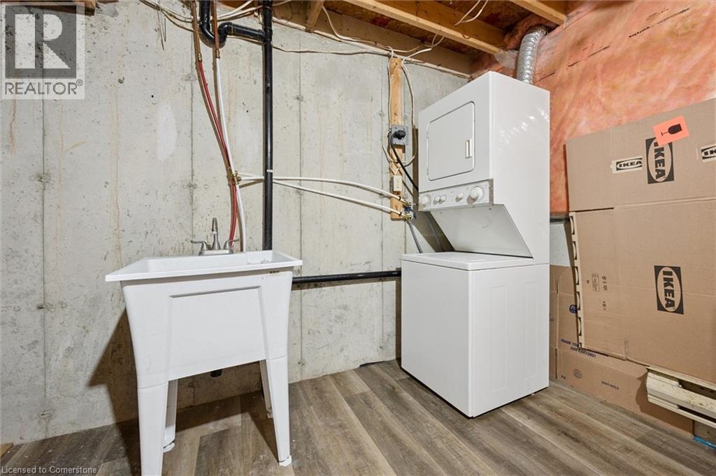 219 Kingswood Drive Unit# 18, Kitchener, Ontario  N2E 3J4 - Photo 30 - 40757207