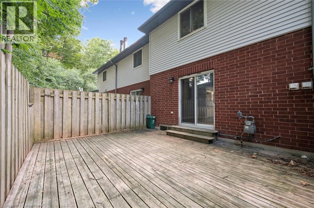 219 Kingswood Drive Unit# 18, Kitchener, Ontario  N2E 3J4 - Photo 34 - 40757207