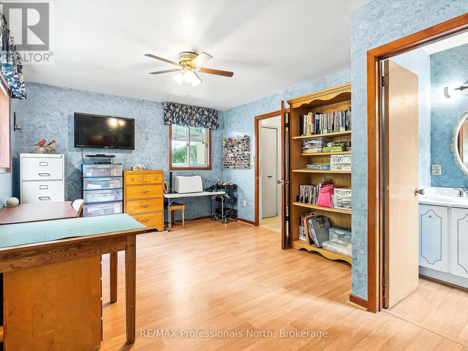154 Wellington Street, Bracebridge, Ontario  P1L 1C4 - Photo 21 - X12329337