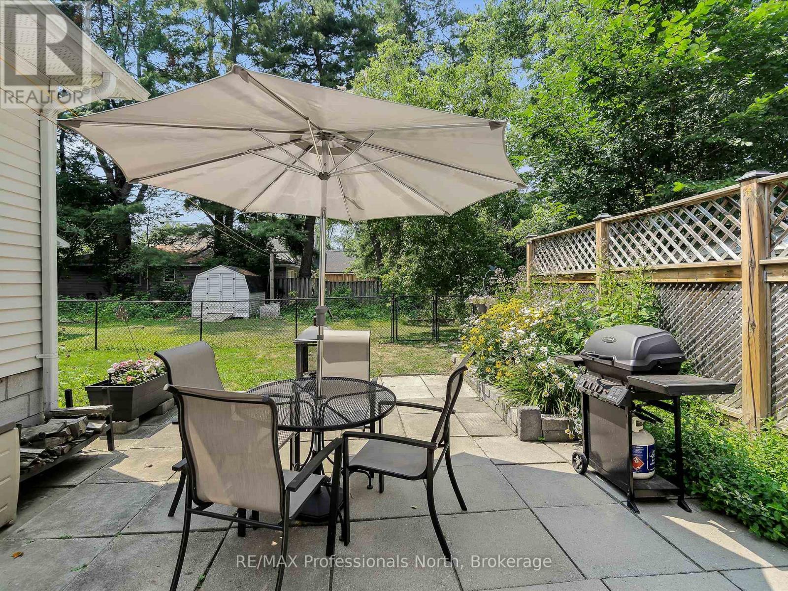 154 Wellington Street, Bracebridge, Ontario  P1L 1C4 - Photo 44 - X12329337