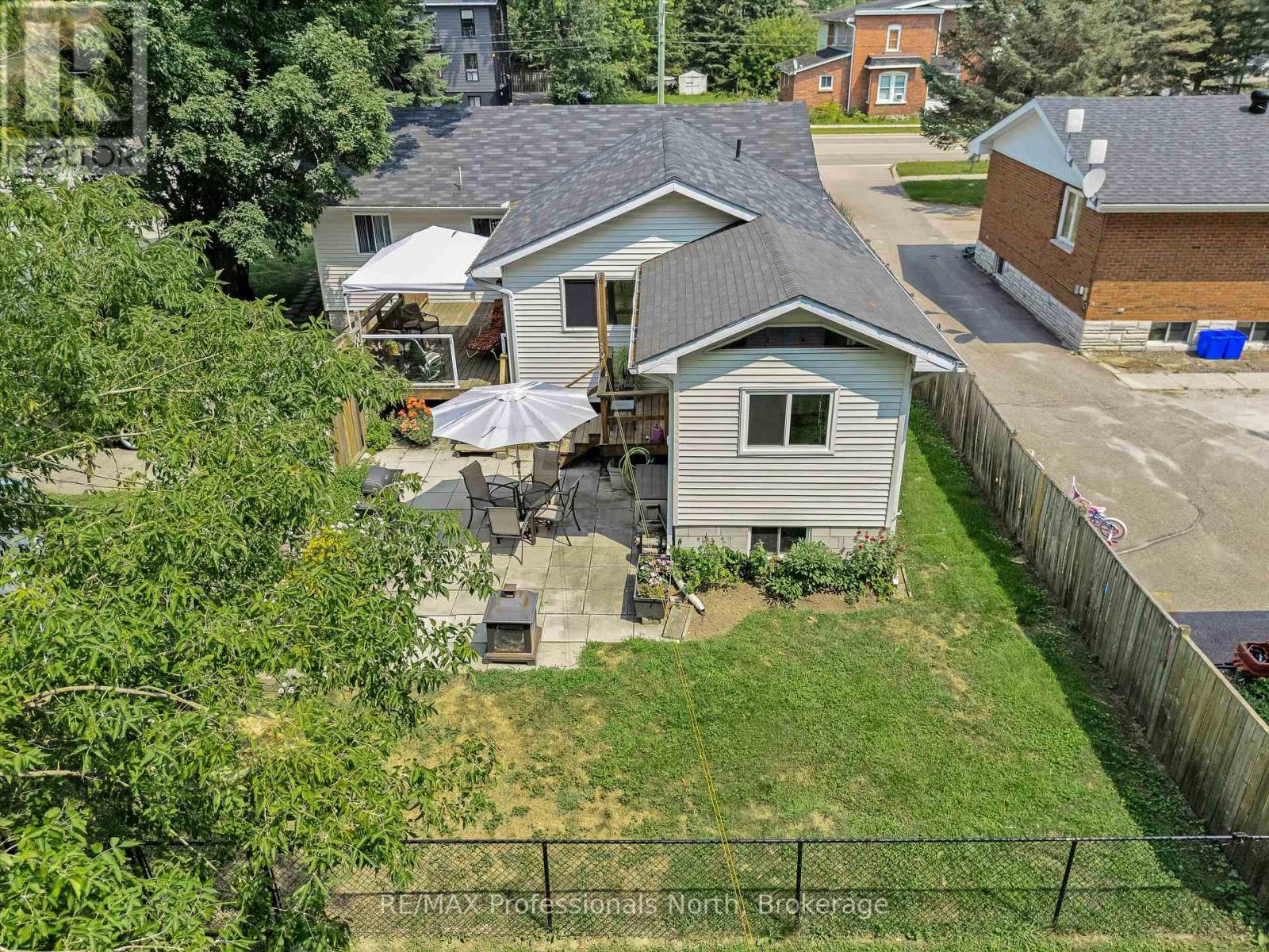 154 Wellington Street, Bracebridge, Ontario  P1L 1C4 - Photo 46 - X12329337