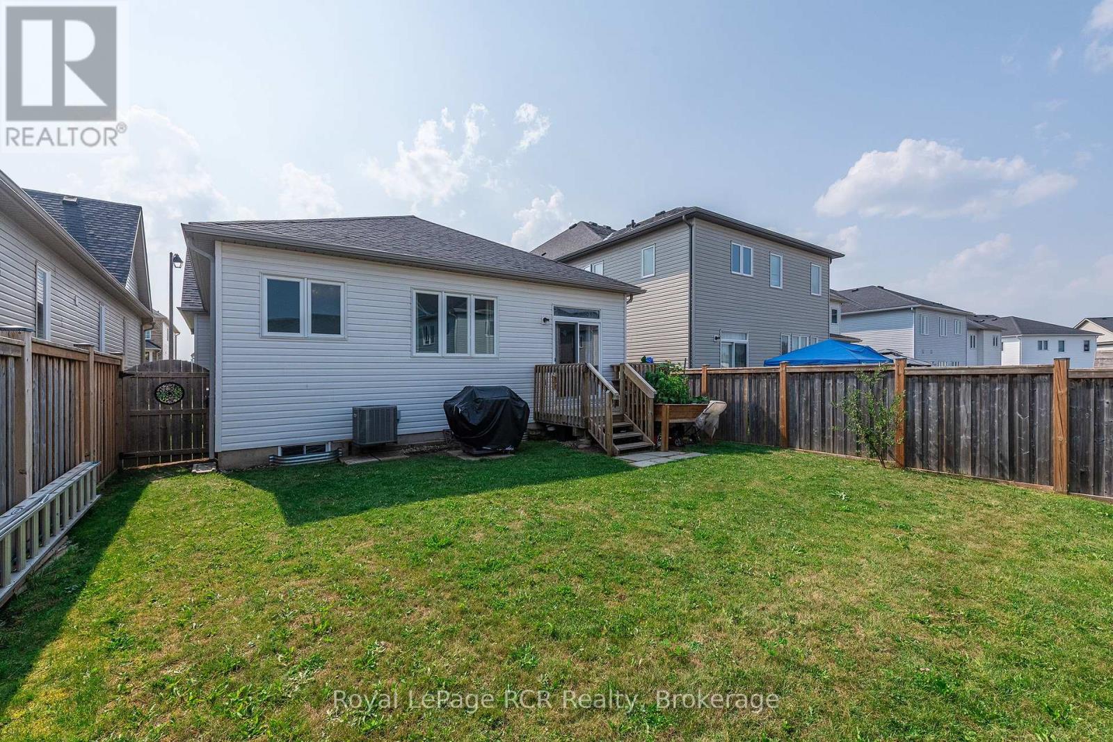 256 Johnson Drive, Shelburne, Ontario  L9V 3V7 - Photo 24 - X12329352