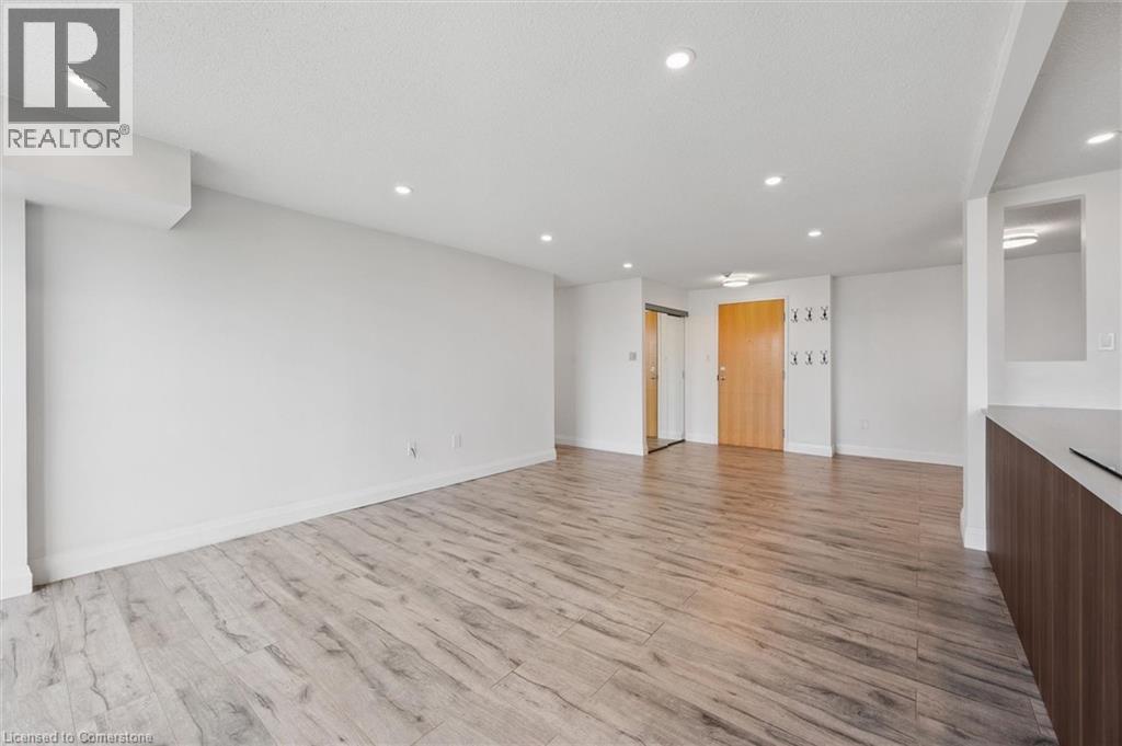 55 Blue Springs Drive Unit# 706, Waterloo, Ontario  N2J 4T3 - Photo 17 - 40756997