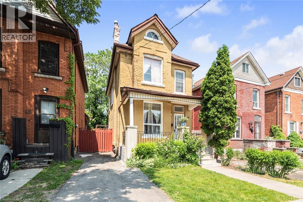 47 CLYDE Street, Hamilton, Ontario