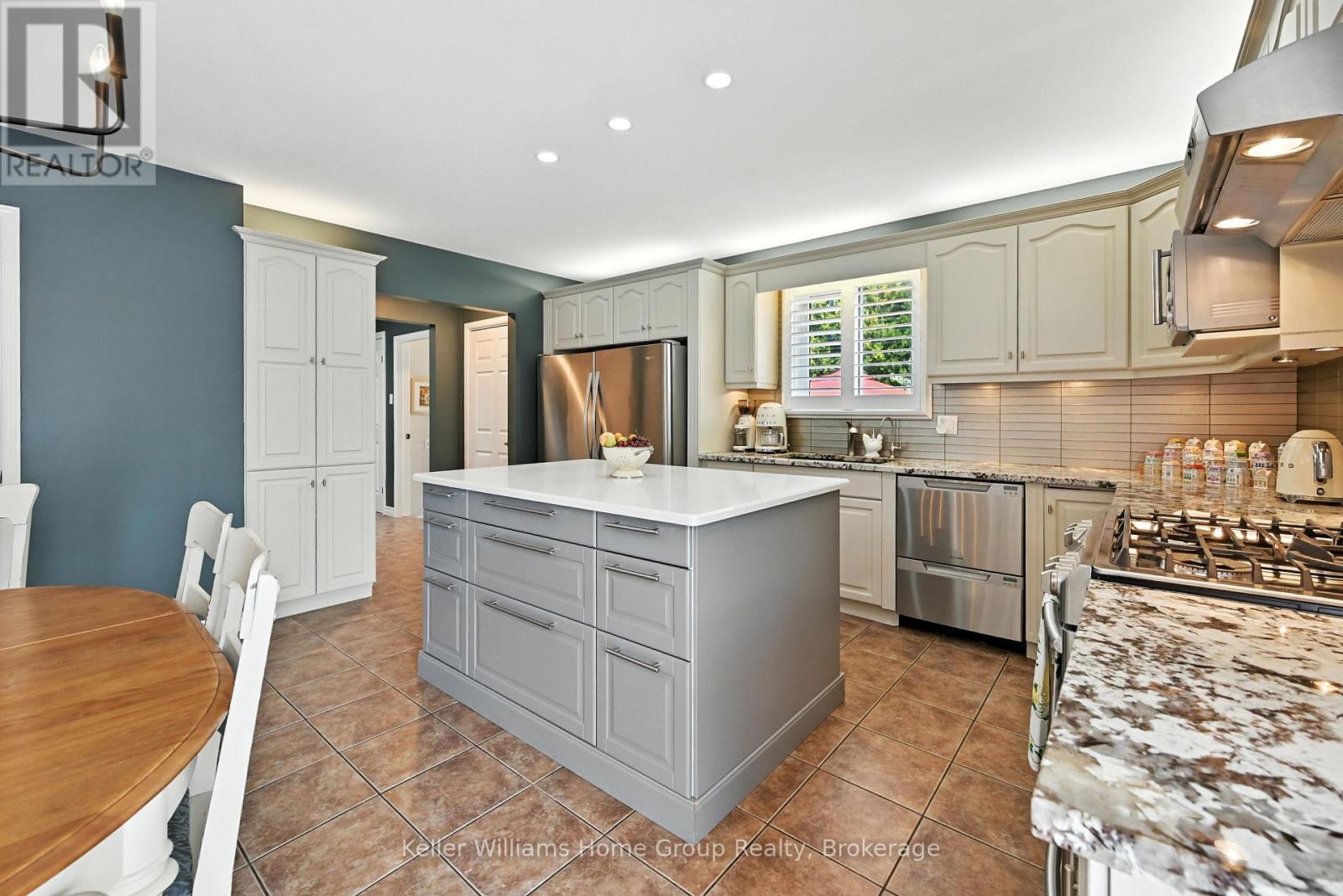 4 Glenview Avenue, St. Catharines, Ontario  L2N 2Z6 - Photo 24 - X12329536