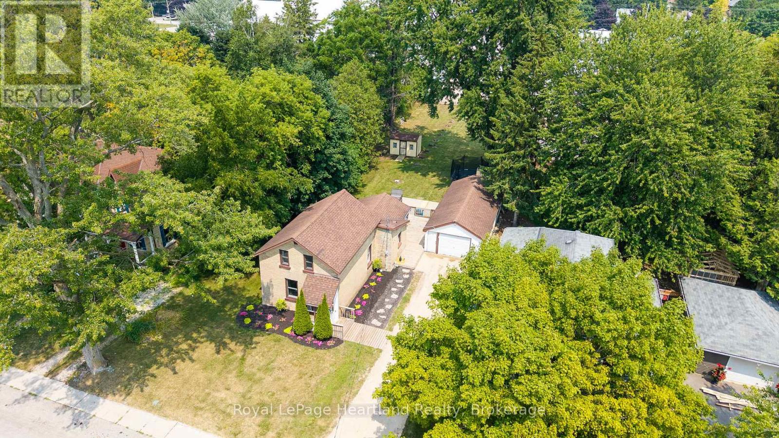 67 Robertson Street, Minto, Ontario  N0G 1Z0 - Photo 26 - X12329606