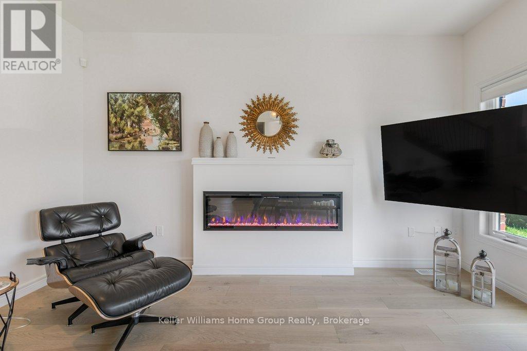 48 Macalister Boulevard, Guelph, Ontario  N1G 0G6 - Photo 11 - X12329649