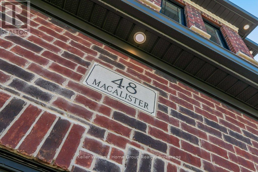48 Macalister Boulevard, Guelph, Ontario  N1G 0G6 - Photo 2 - X12329649