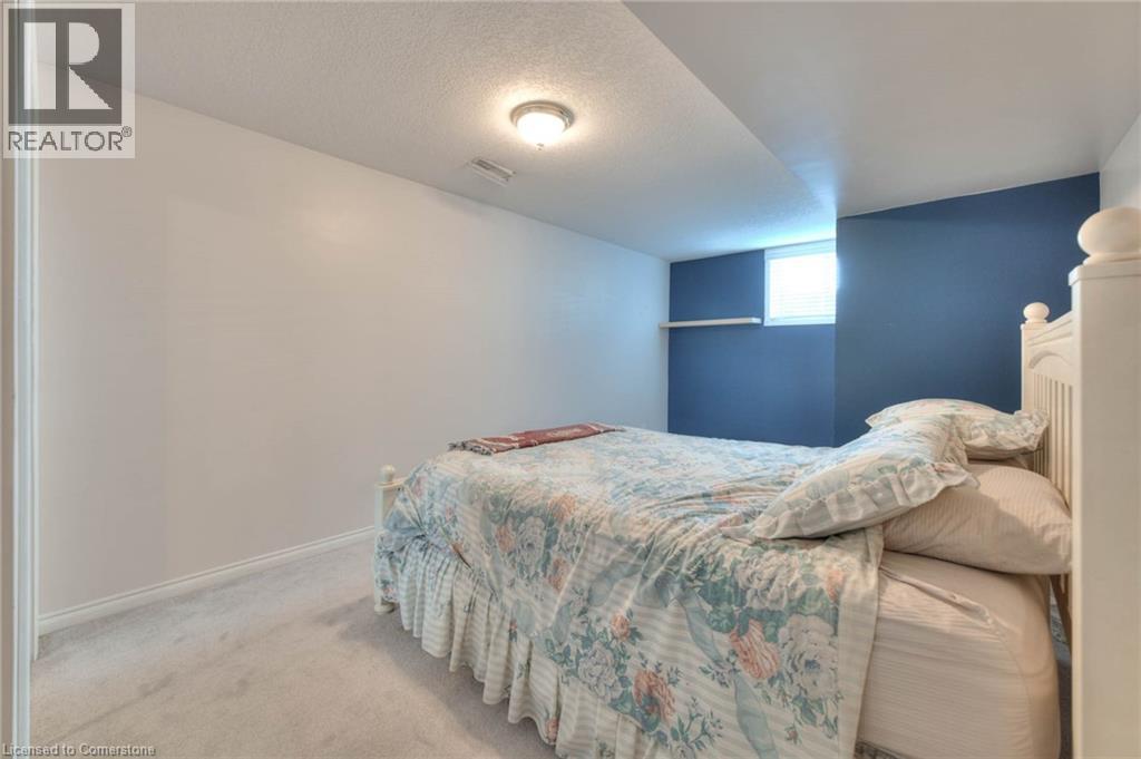 23 Tami Court, Kitchener, Ontario  N2B 3V2 - Photo 31 - 40757497