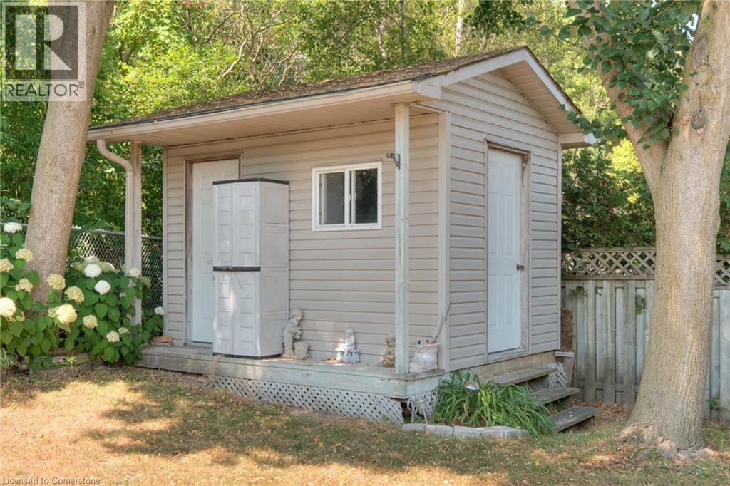23 Tami Court, Kitchener, Ontario  N2B 3V2 - Photo 37 - 40757497