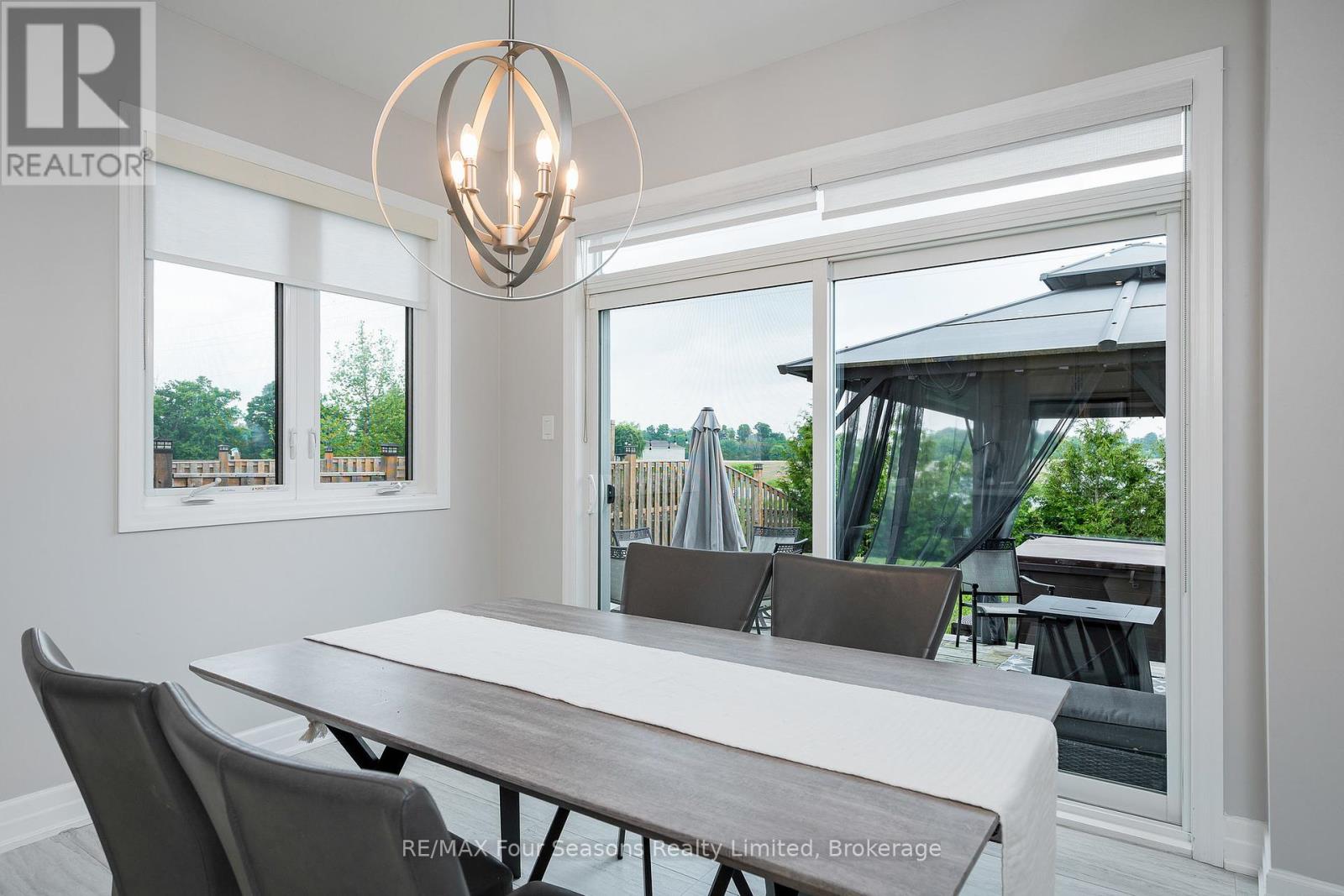 29 Wagner Crescent, Essa, Ontario  L0M 1B5 - Photo 4 - N12329708