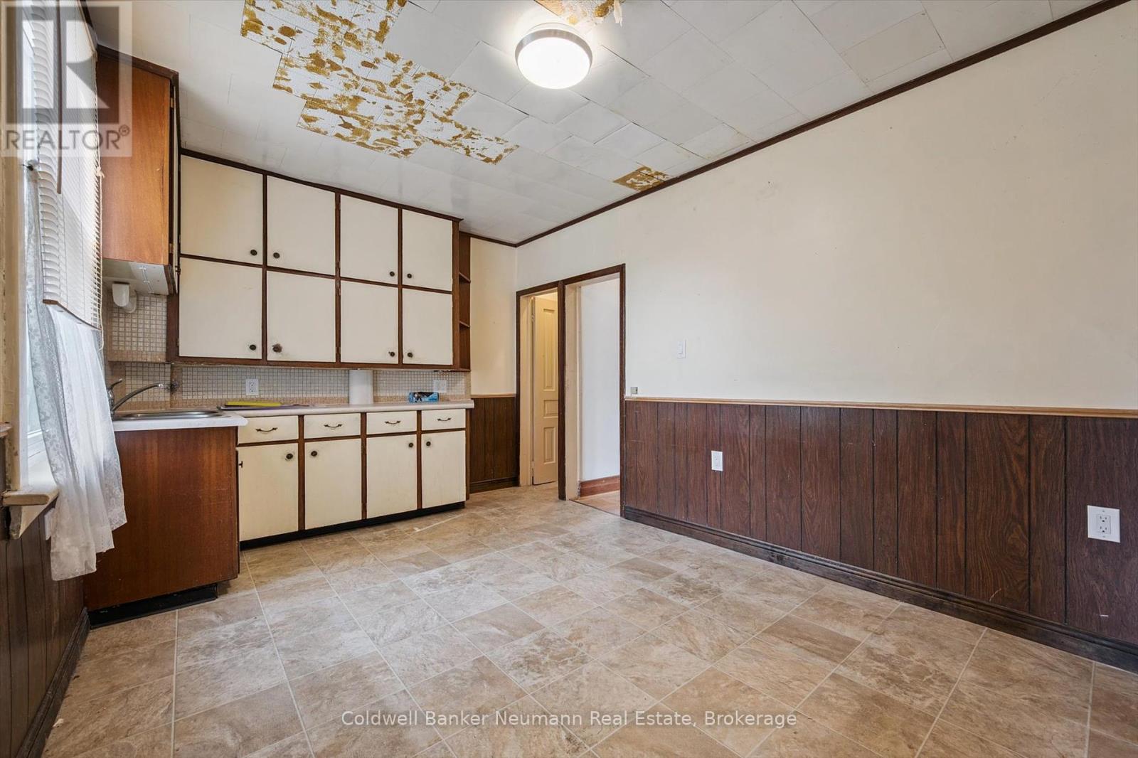 336 Paisley Road, Guelph, Ontario  N1H 2P9 - Photo 30 - X12329754