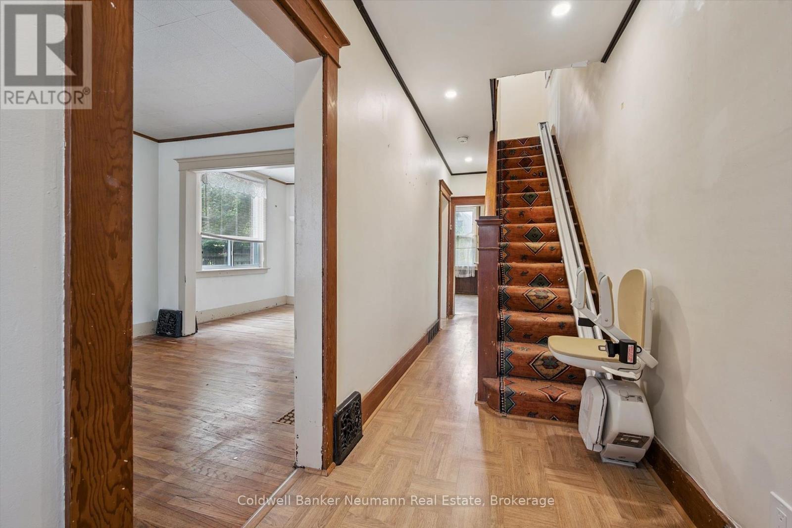 336 Paisley Road, Guelph, Ontario  N1H 2P9 - Photo 5 - X12329754