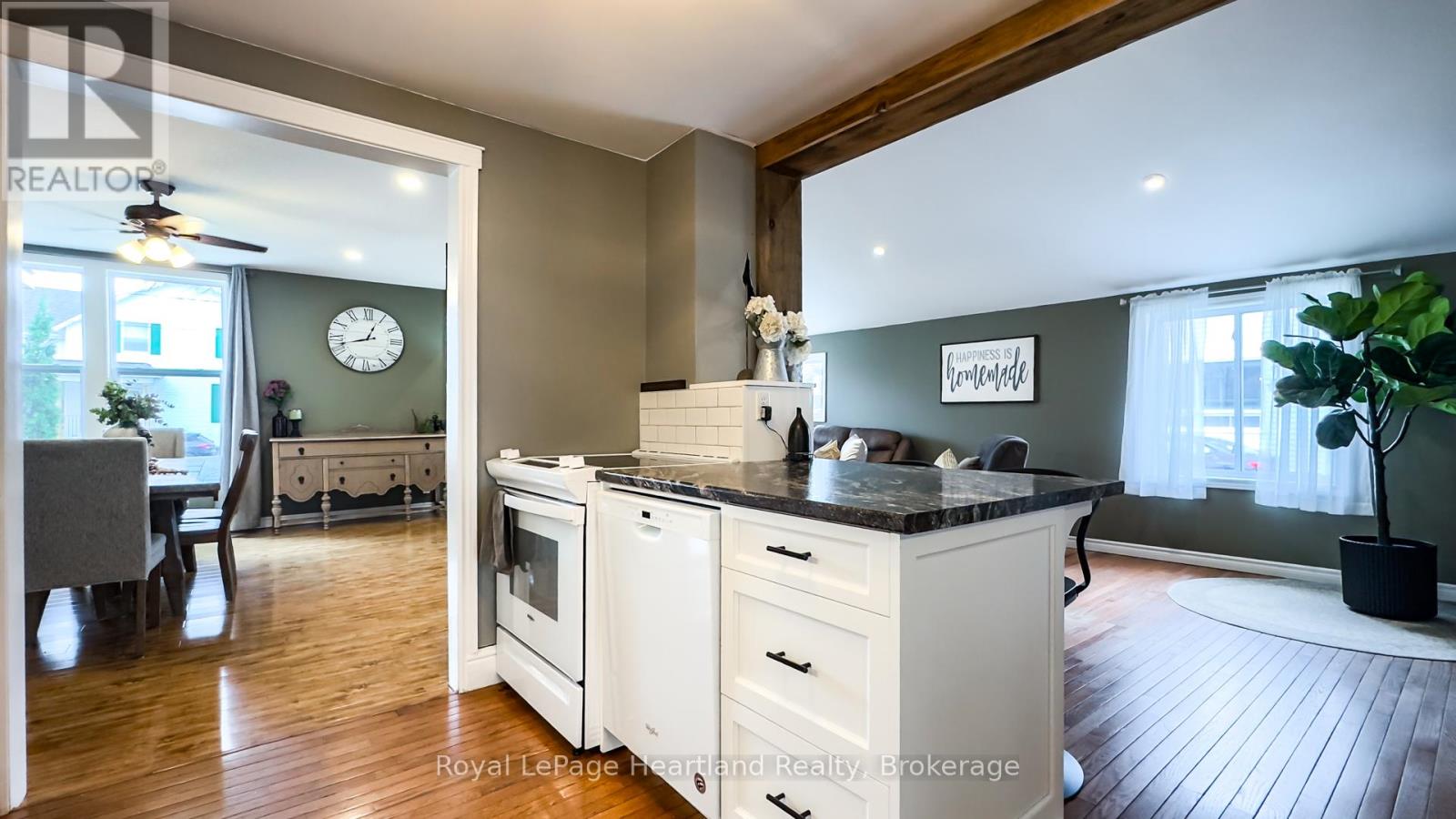 70 John Street, Huron East, Ontario  N0K 1W0 - Photo 18 - X12329761