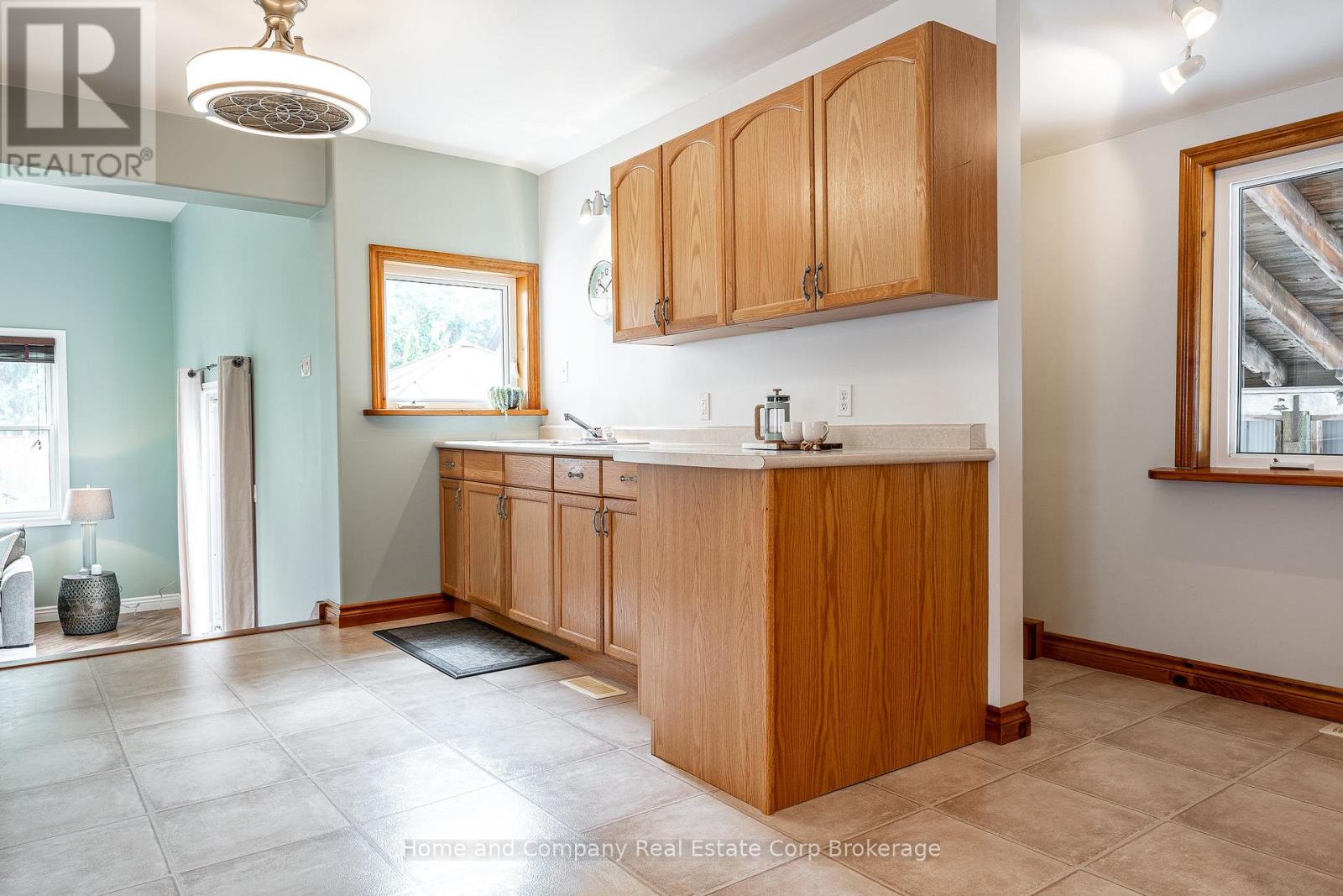 67 St David Street, Stratford, Ontario  N5A 1C1 - Photo 23 - X12329764