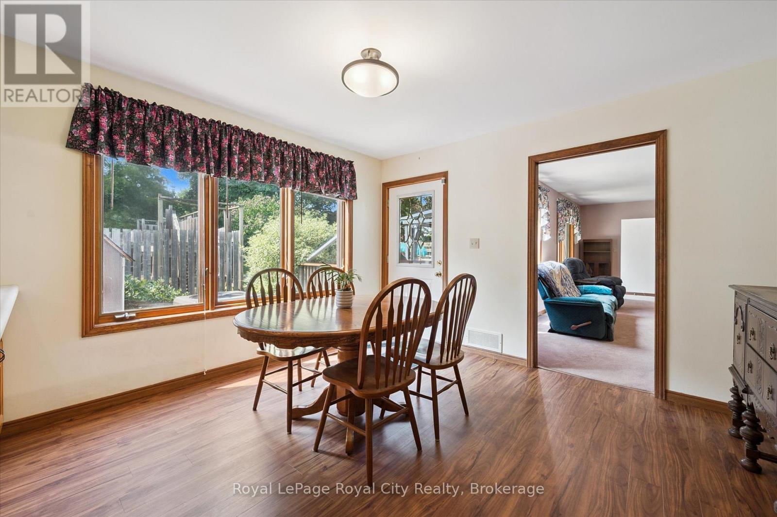 69 Nottingham Street, Guelph, Ontario  N1H 3M9 - Photo 11 - X12330561