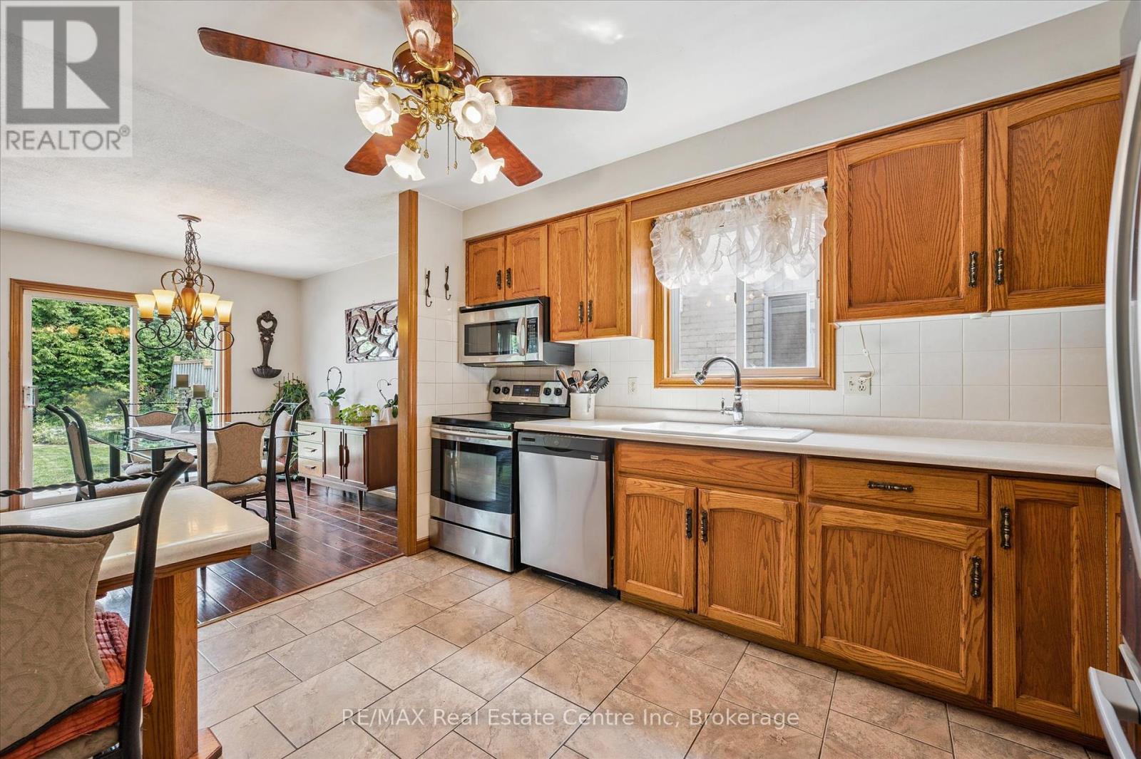 46 Watt Street, Guelph, Ontario  N1E 6W7 - Photo 13 - X12330590