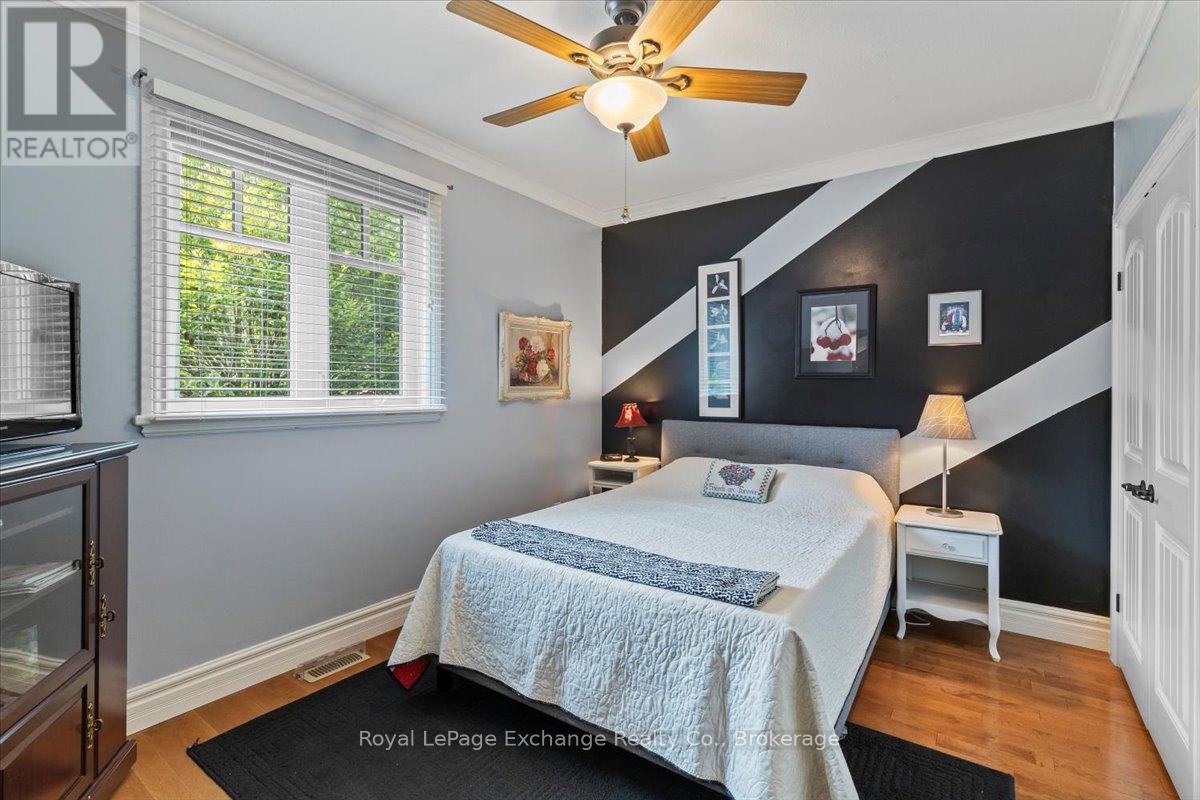 569 Creekwood Drive, Saugeen Shores, Ontario  N0H 2L0 - Photo 23 - X12330809