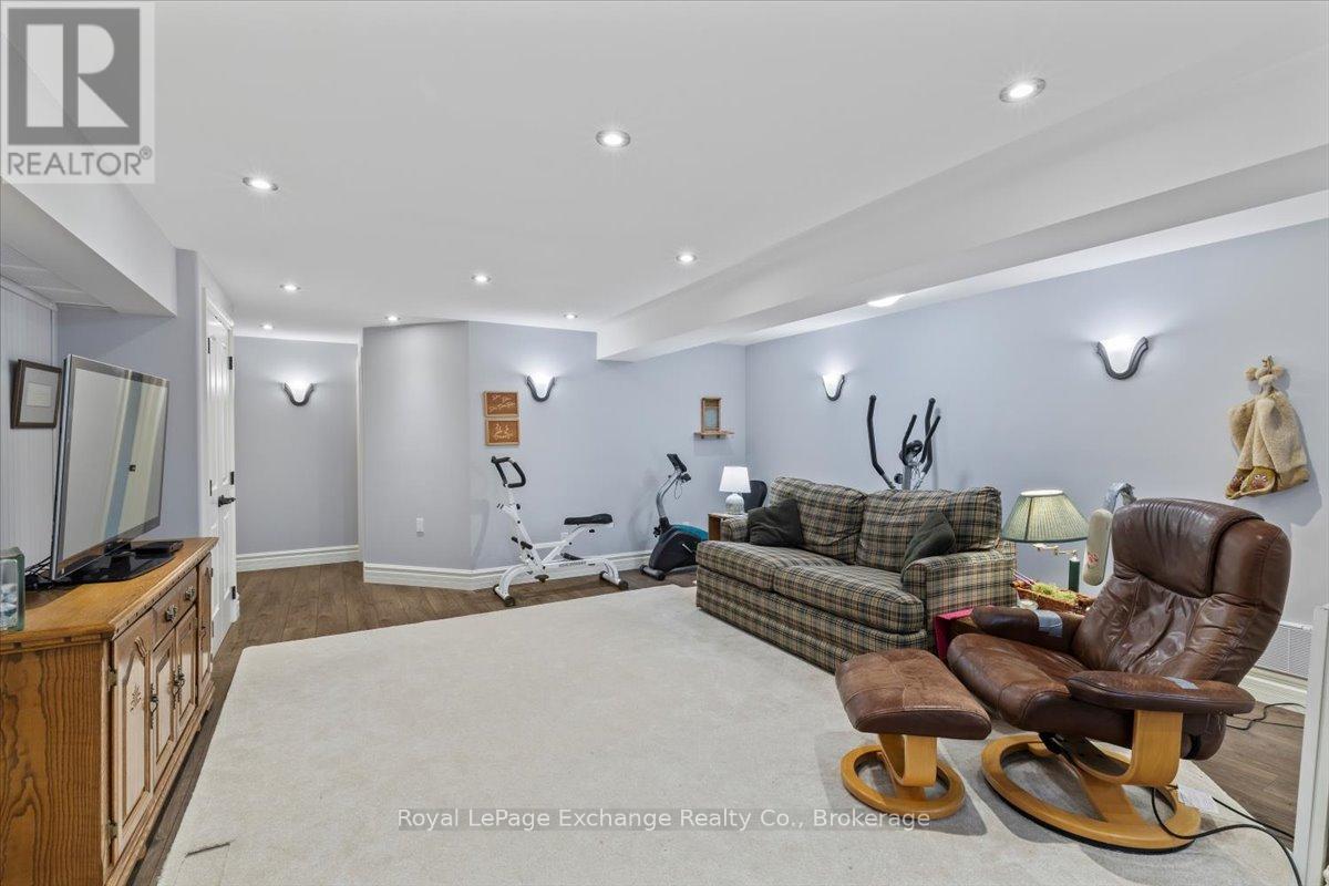 569 Creekwood Drive, Saugeen Shores, Ontario  N0H 2L0 - Photo 29 - X12330809
