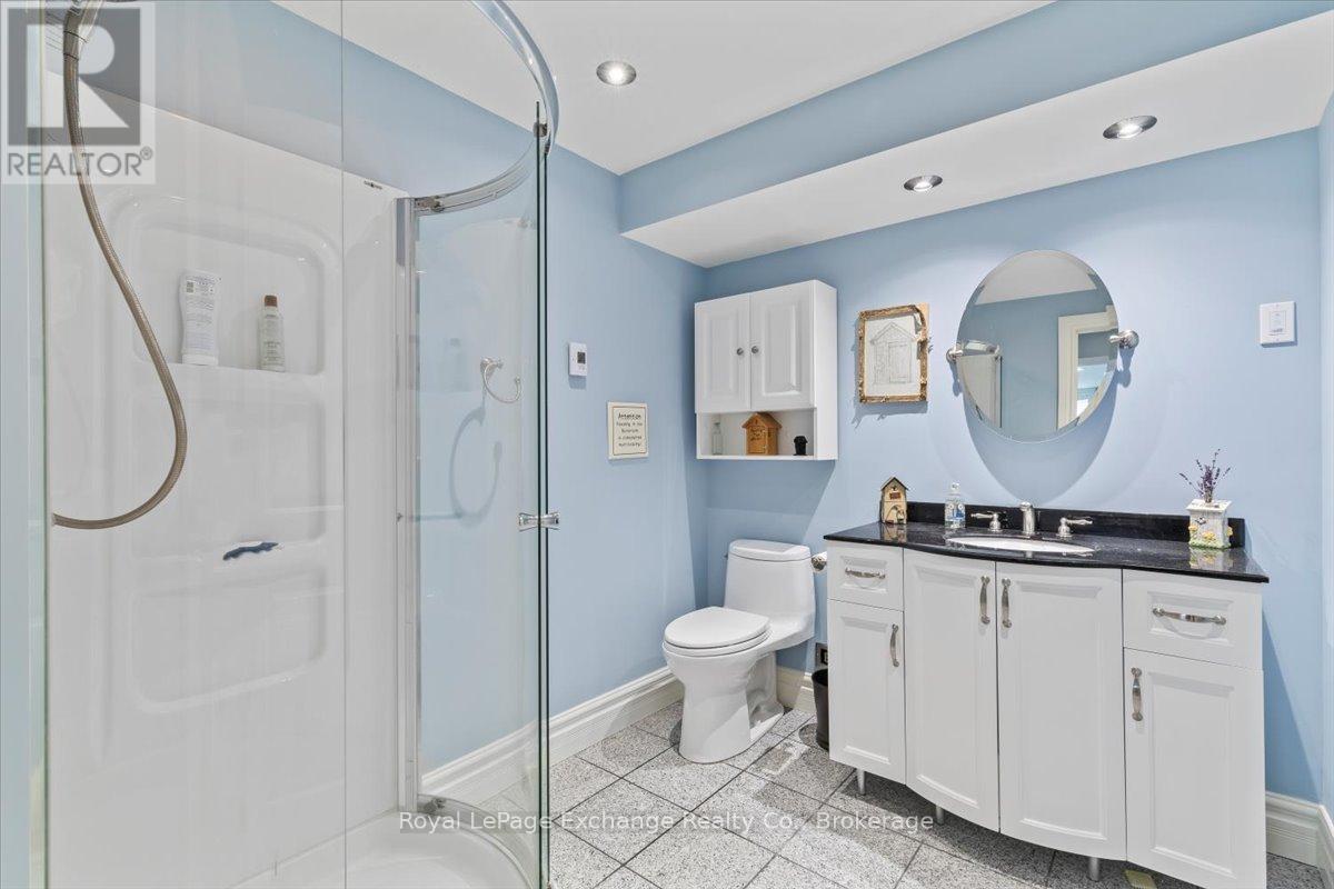 569 Creekwood Drive, Saugeen Shores, Ontario  N0H 2L0 - Photo 31 - X12330809