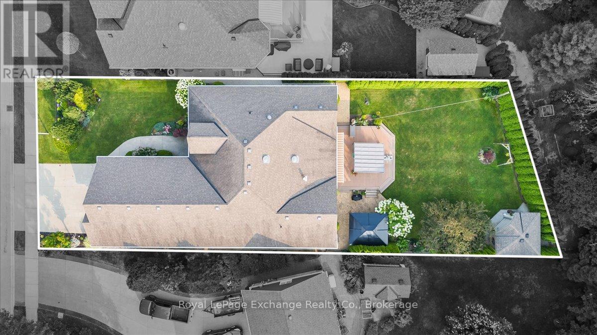 569 Creekwood Drive, Saugeen Shores, Ontario  N0H 2L0 - Photo 36 - X12330809