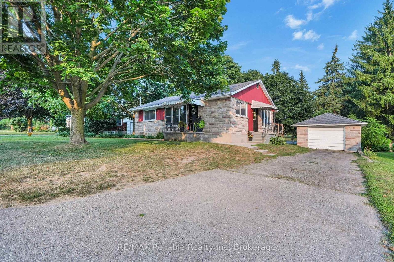 61 EAST STREET, Central Huron, Ontario