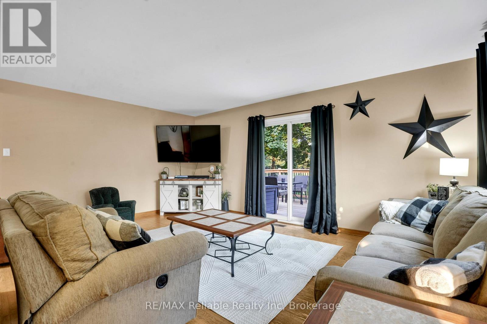 61 East Street, Central Huron, Ontario  N0M 1L0 - Photo 19 - X12330921