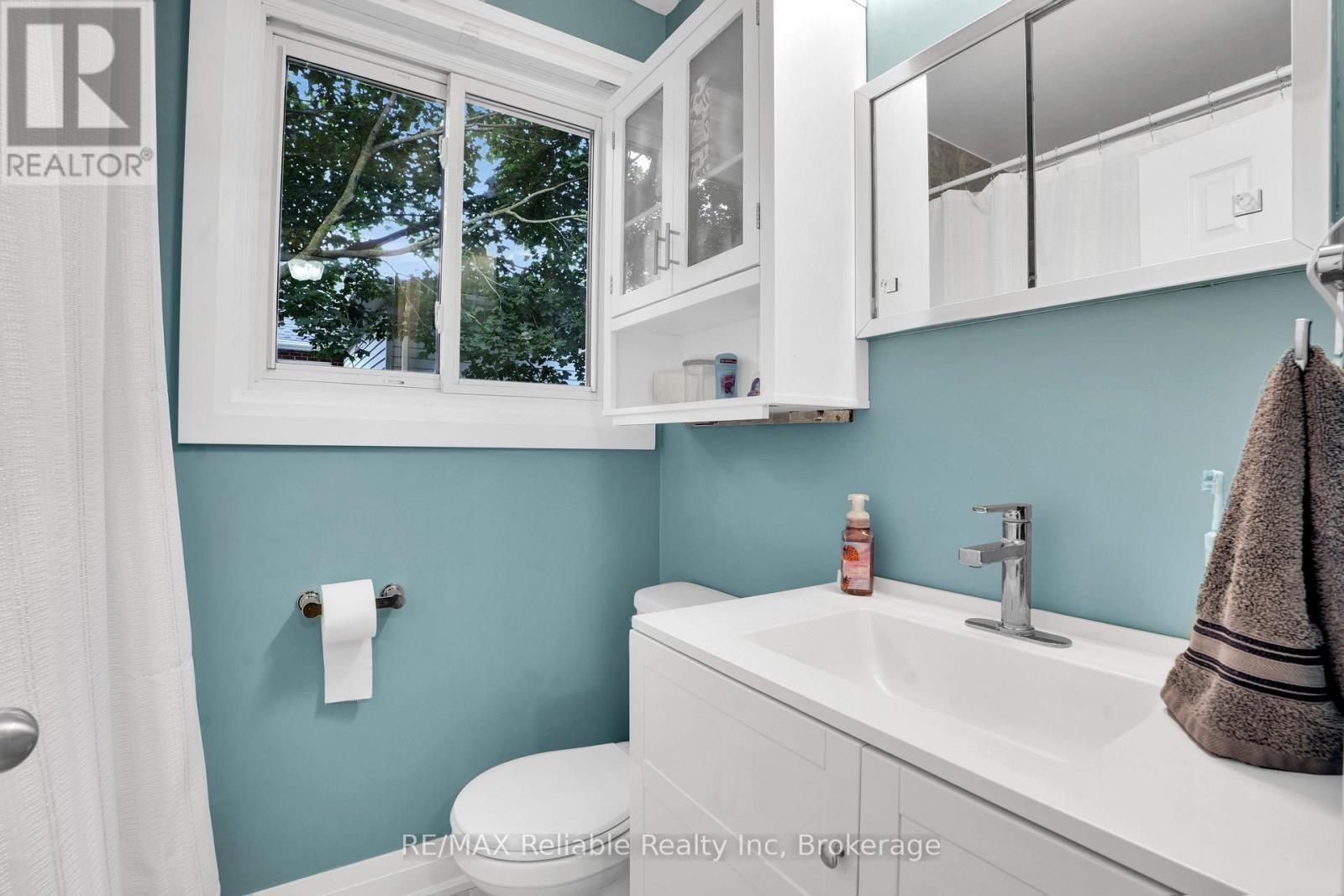61 East Street, Central Huron, Ontario  N0M 1L0 - Photo 32 - X12330921
