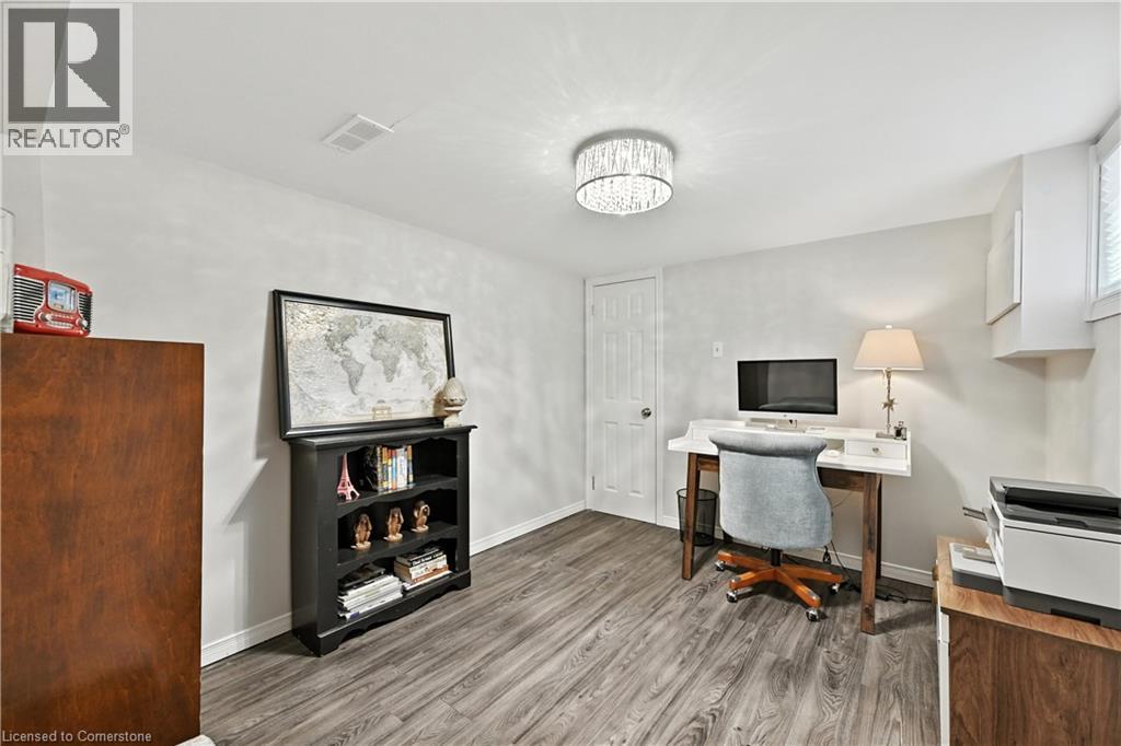4 Glenview Avenue, St. Catharines, Ontario  L2N 2Z6 - Photo 34 - 40758334