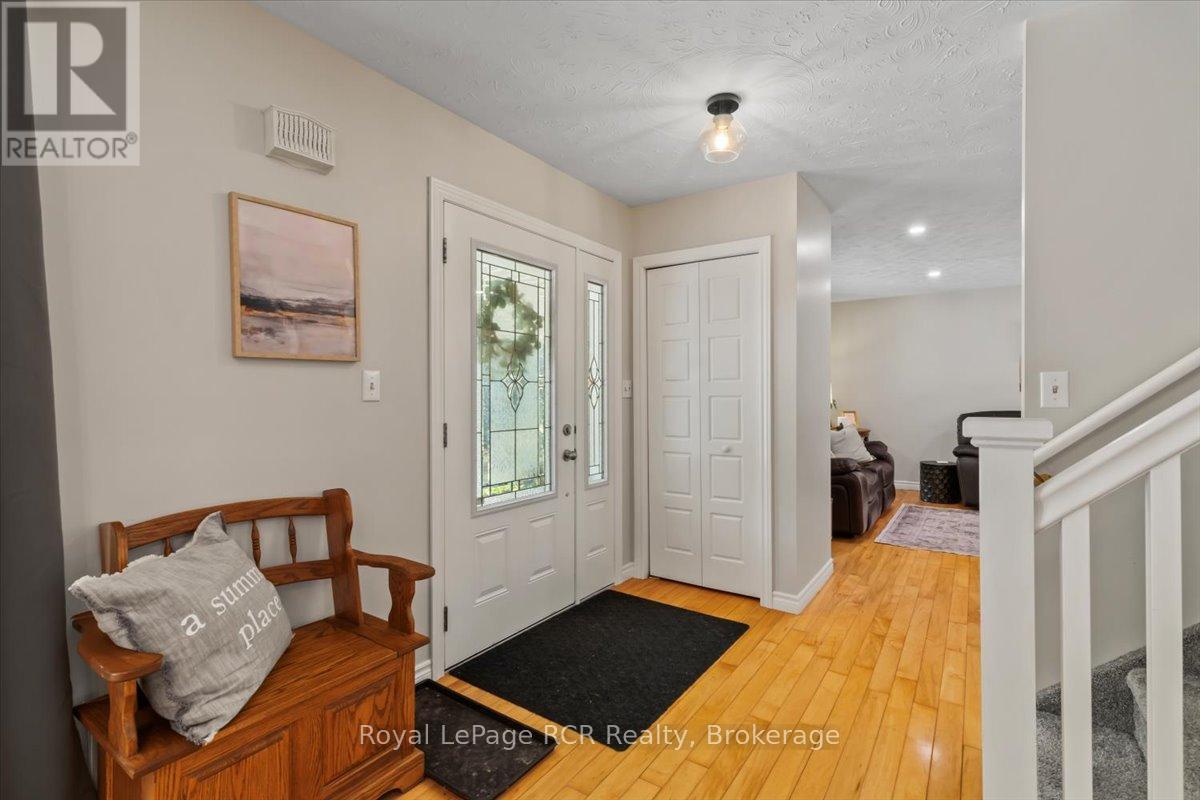 27 Emke Road, Brockton, Ontario  N0G 2V0 - Photo 6 - X12331124
