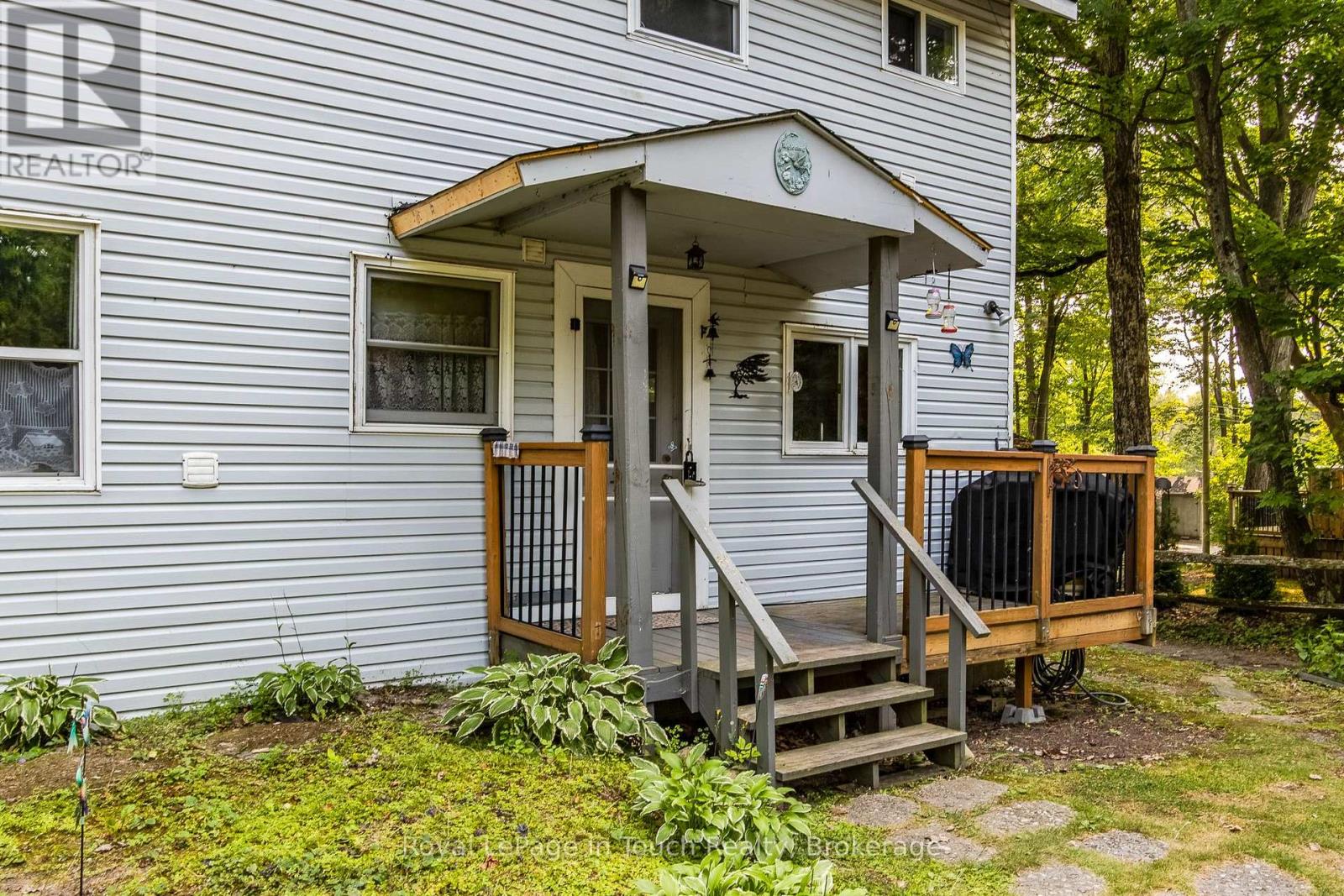 68 Quesnelle Drive, Tiny, Ontario  L0L 2J0 - Photo 9 - S12331207
